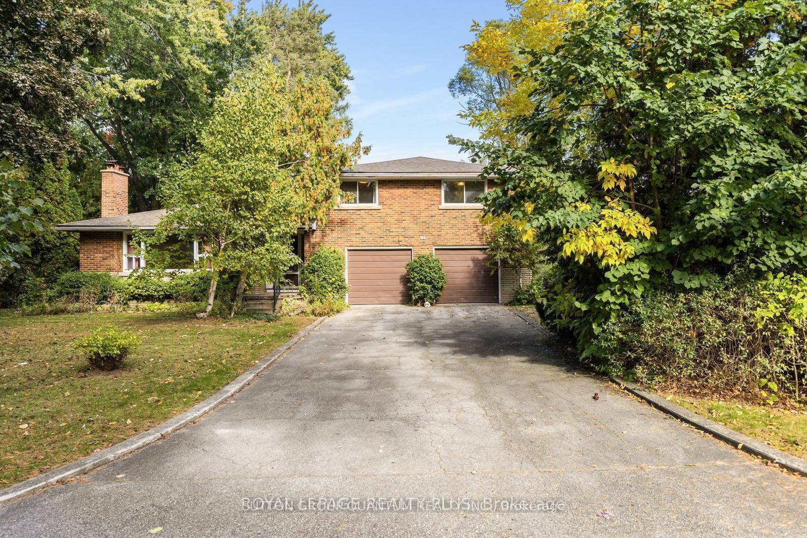 Mississauga, ON L5H 3H9,2113 Stonehouse CRES