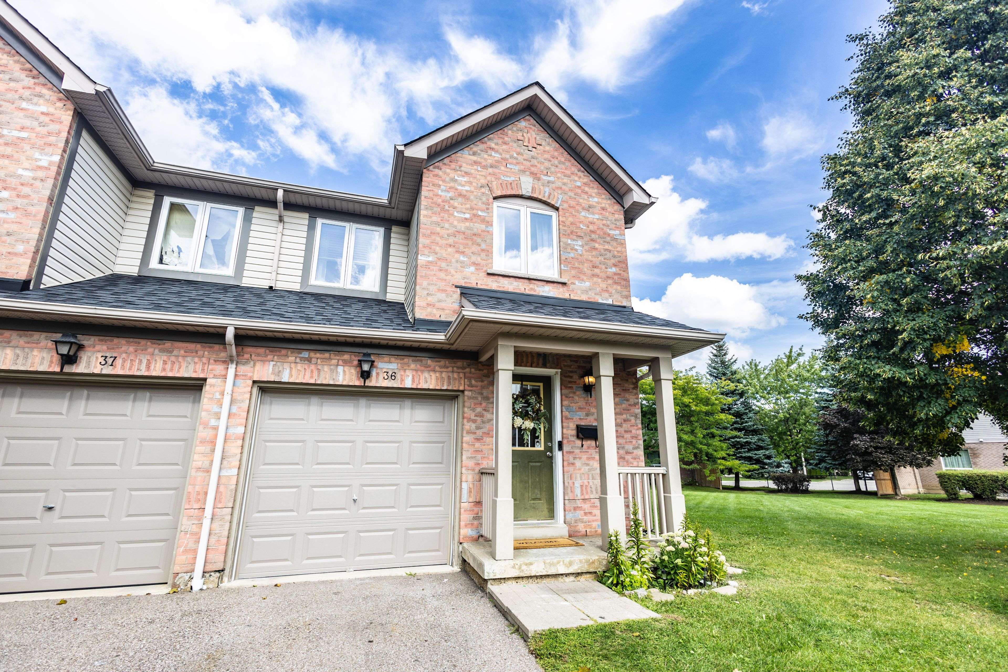 Mississauga, ON L5R 4A7,5255 Guildwood WAY #36