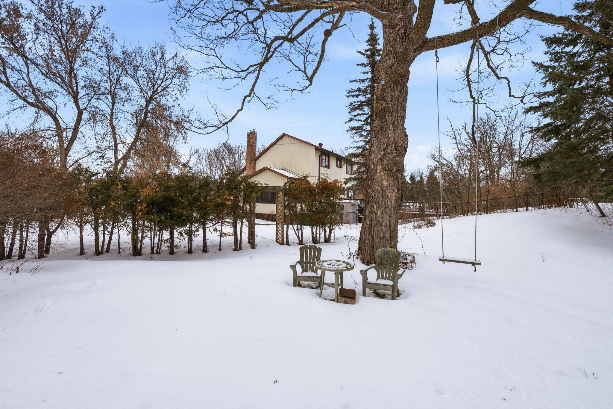 Madoc, ON K0K 2K0,144 Wellington ST