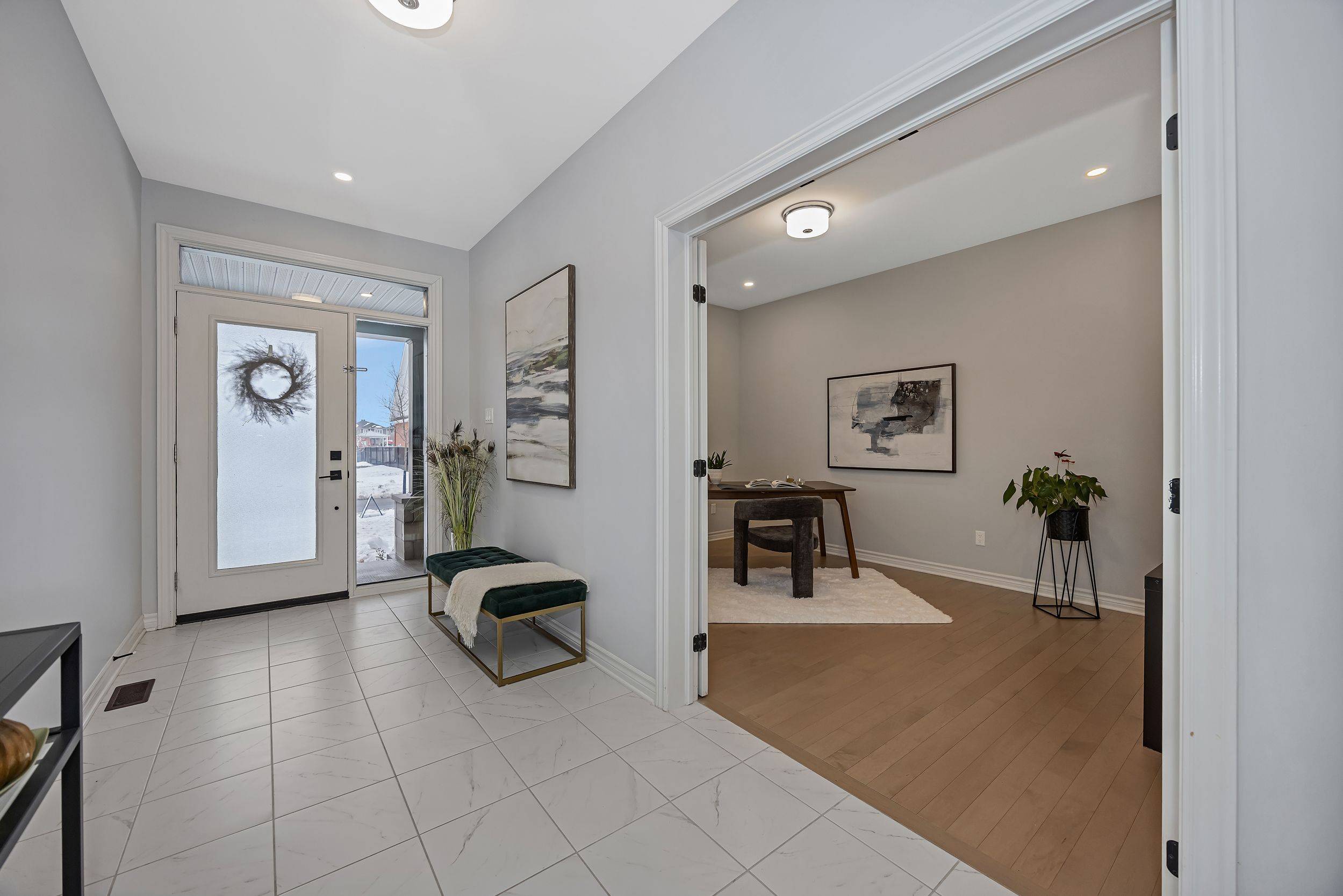 Blossom Park - Airport And Area, ON K1T 0X8,711 Moonflower CRES