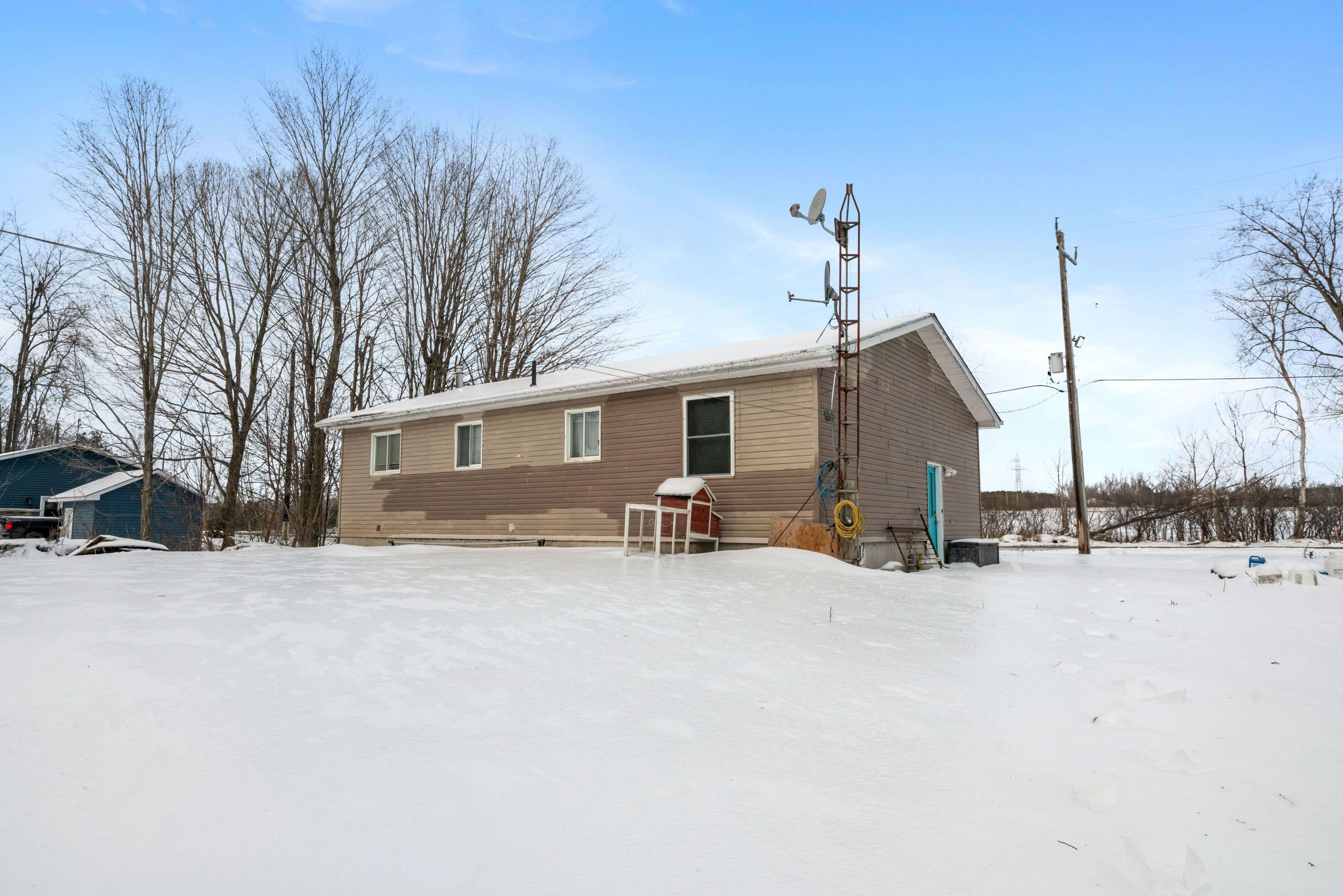 South Stormont, ON K0C 2A0,4646 Lawson RD