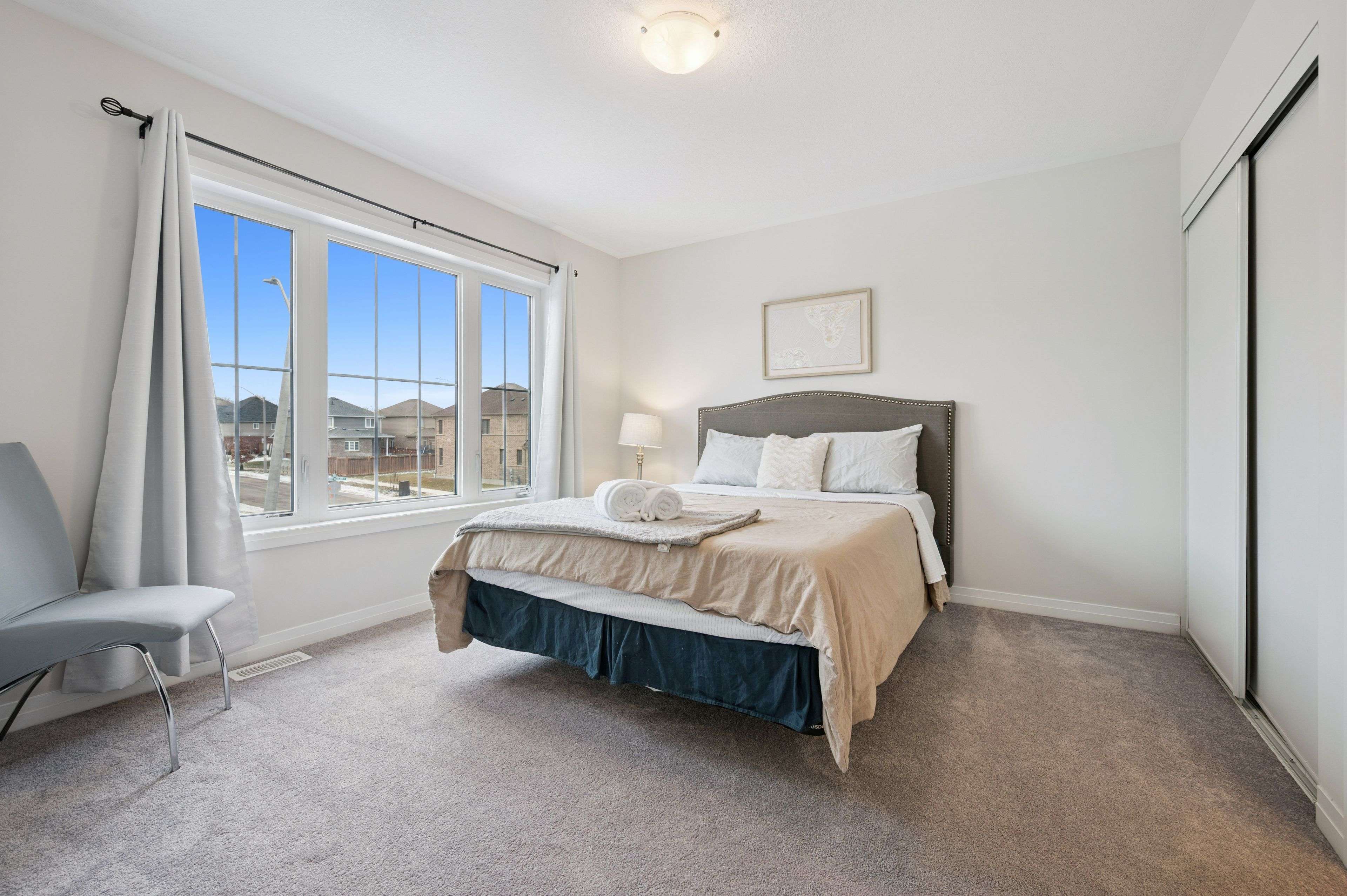 North Dumfries, ON N0B 1E0,445 Robert Woolner ST