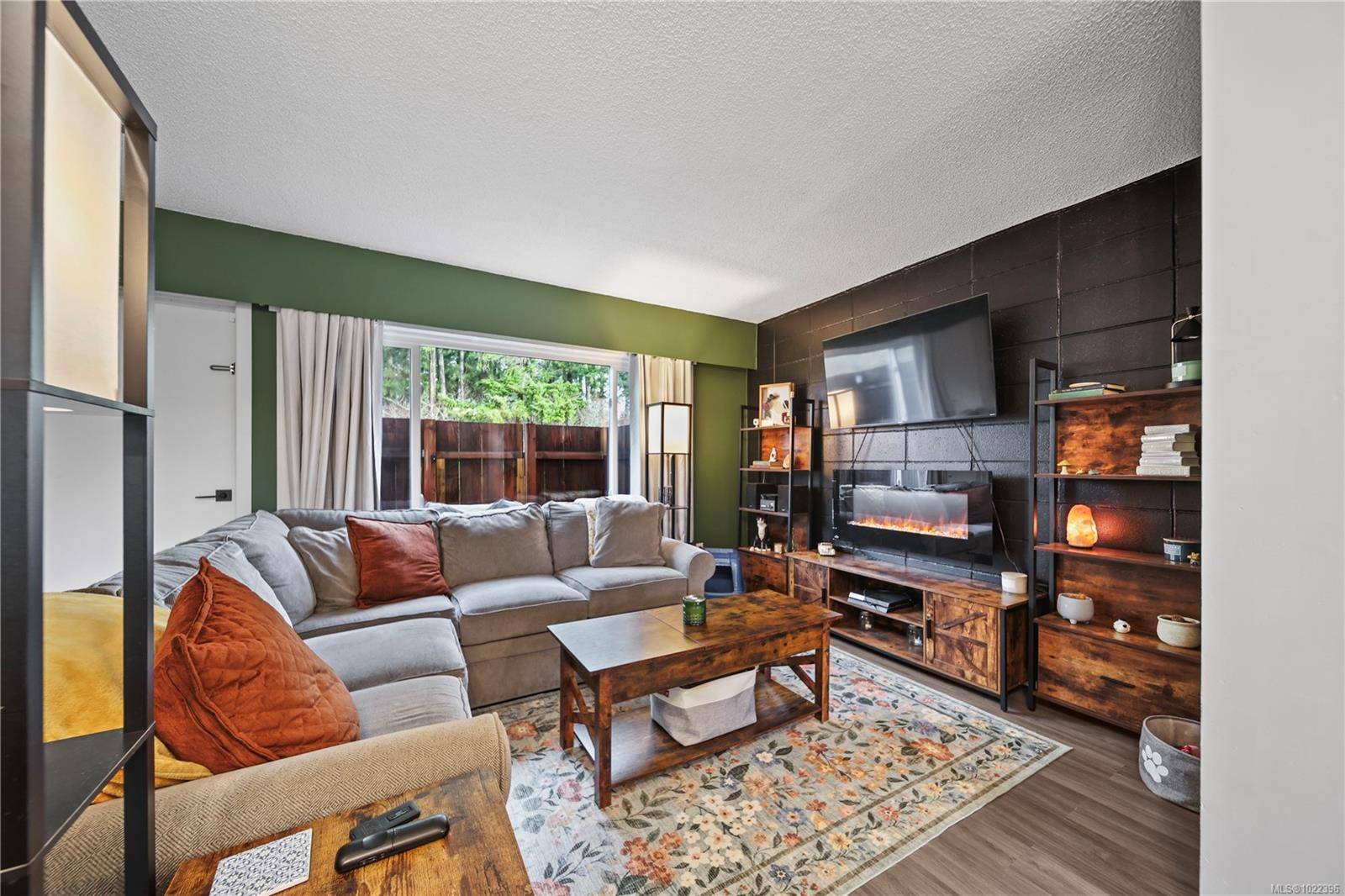 Port Alberni, BC V9Y 5J1,4110 Kendall Ave #43