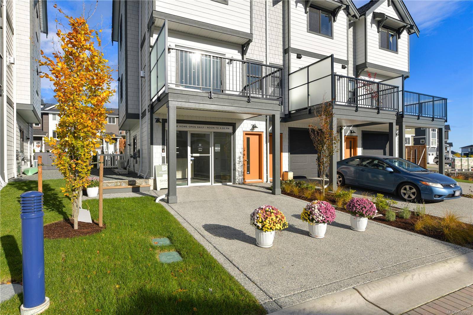 Langford, BC V9B 7C3,1493 Atlas Dr