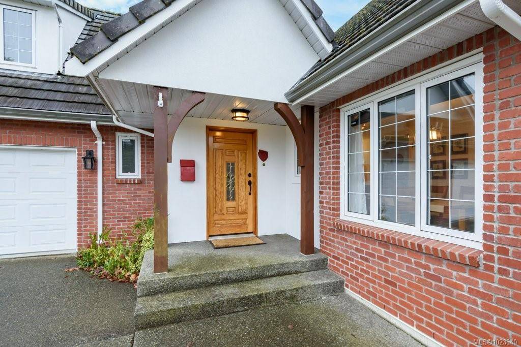 Courtenay, BC V9N 8R6,971 Crown Isle Dr