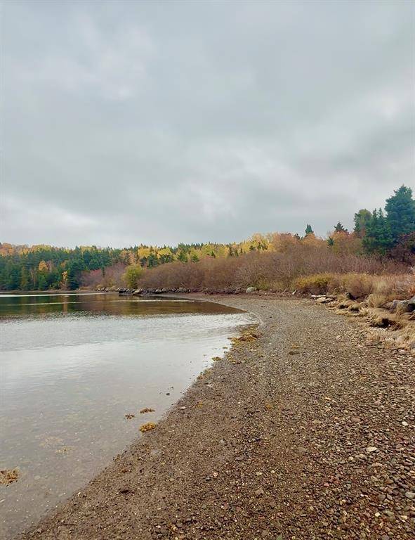 Lethbridge, NL A0C 1V0,147 Bayside Drive