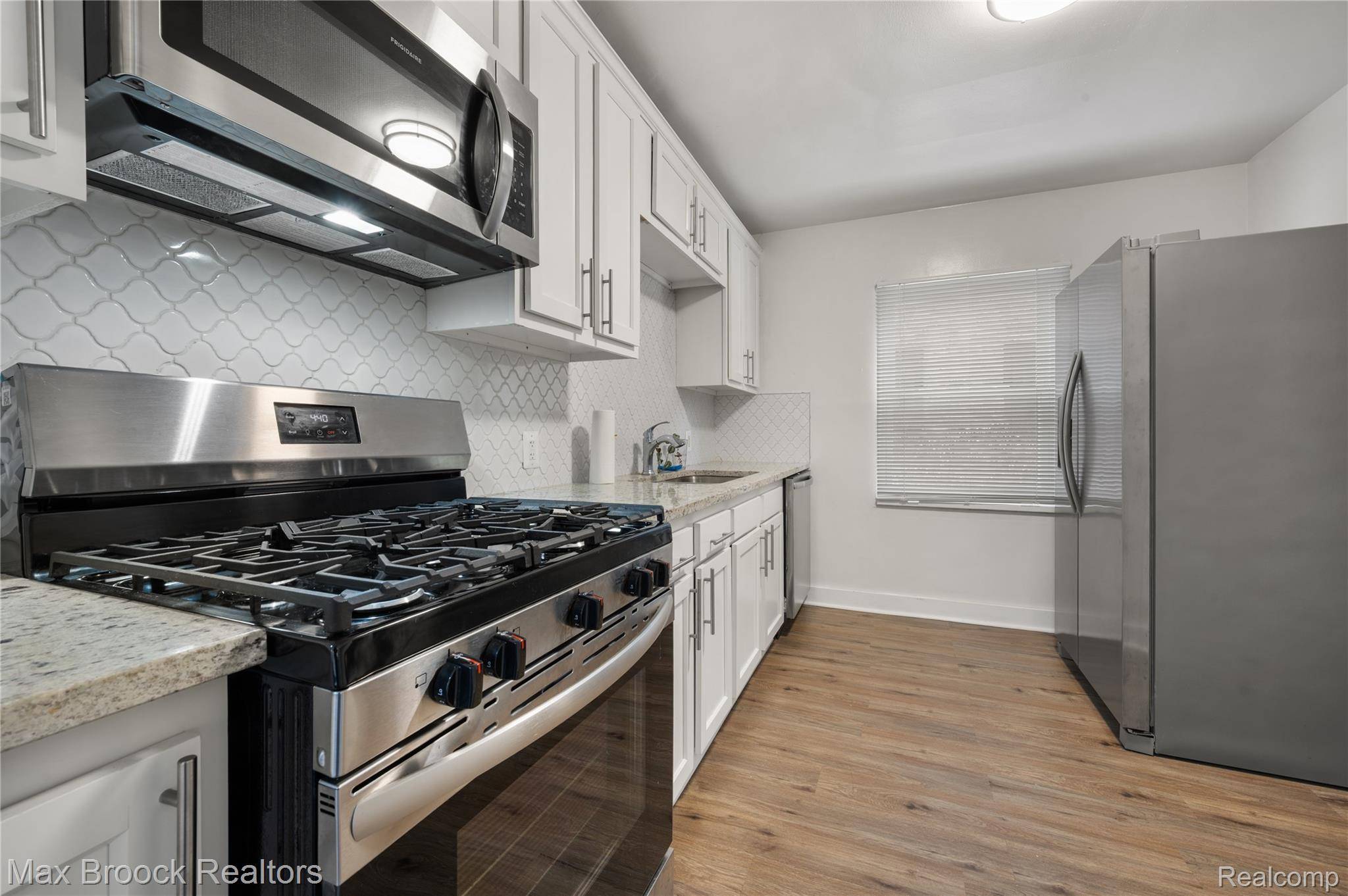 Detroit, MI 48221,18674 San Juan DR