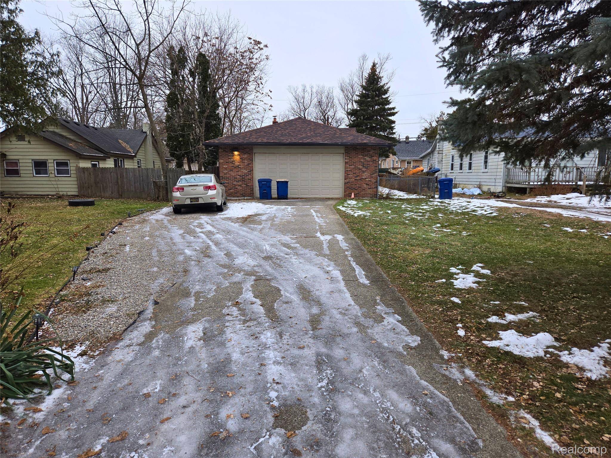 Waterford, MI 48328,114 Waterly AVE