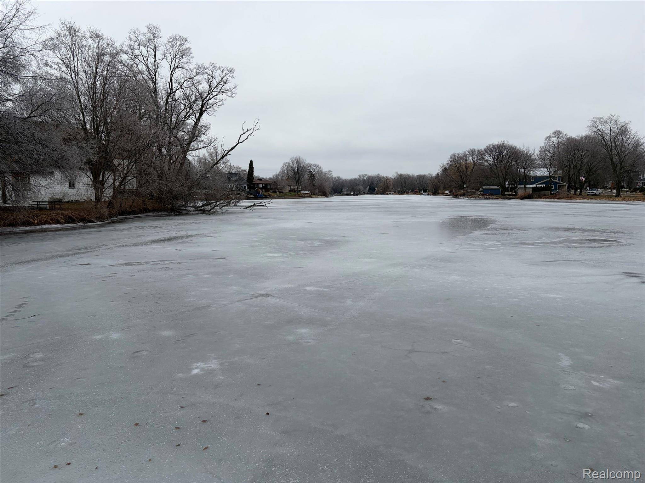 Linden, MI 48451,112 Mill ST