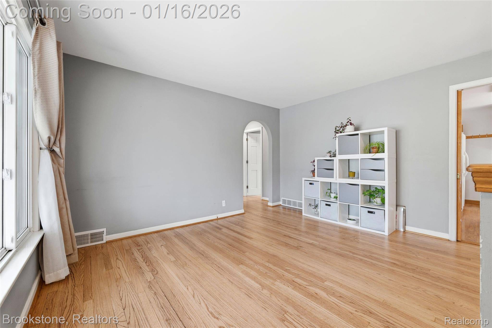 Madison Heights, MI 48071,28212 Edward AVE