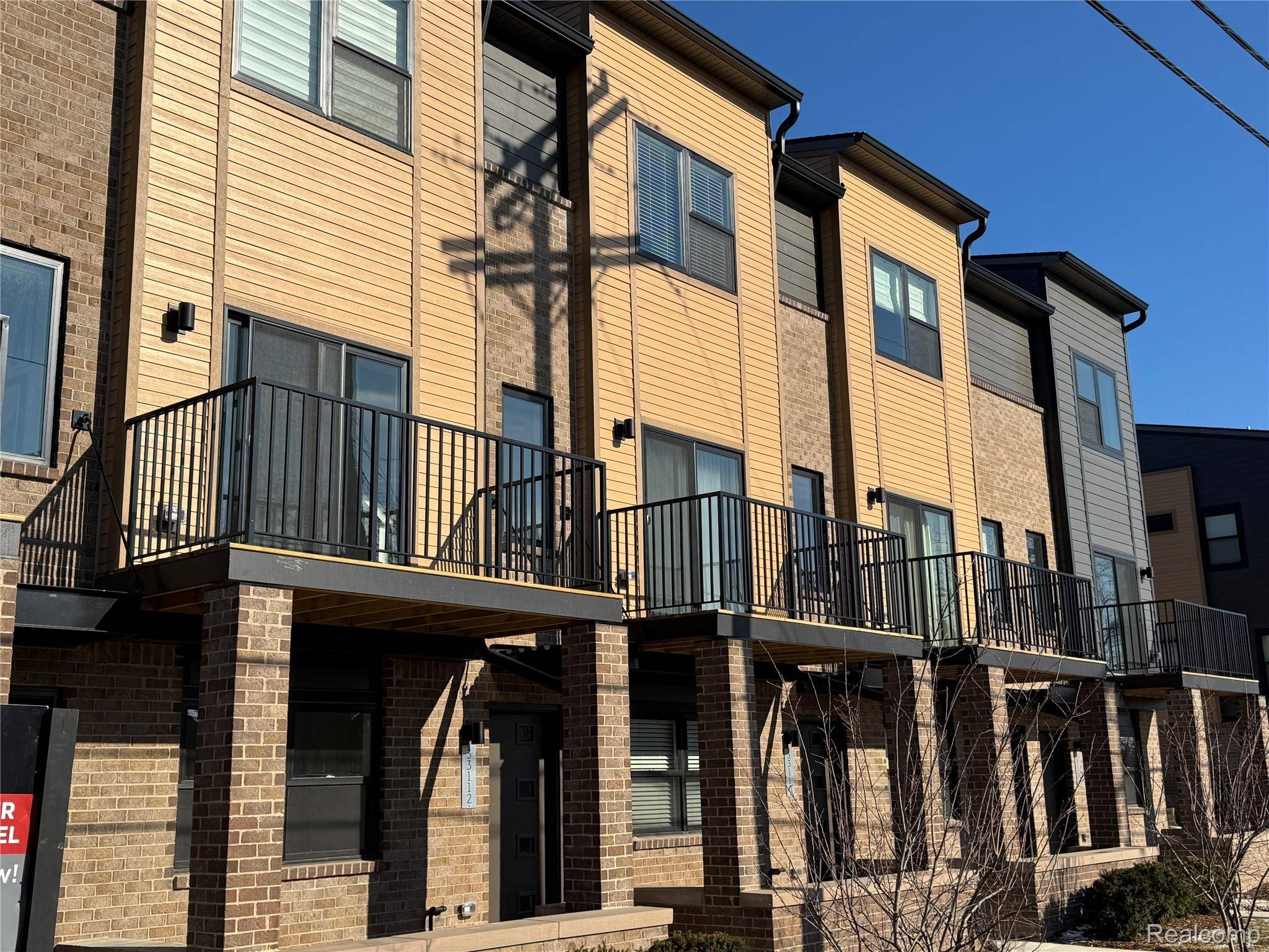 Farmington, MI 48336,33112 TOWNHILL RD # 18