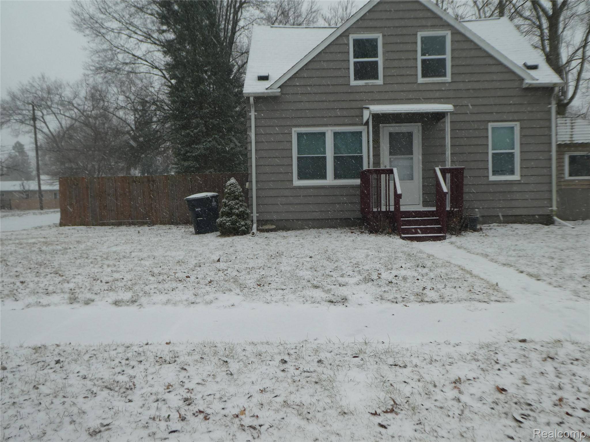 Westland, MI 48185,35209 Sheridan ST