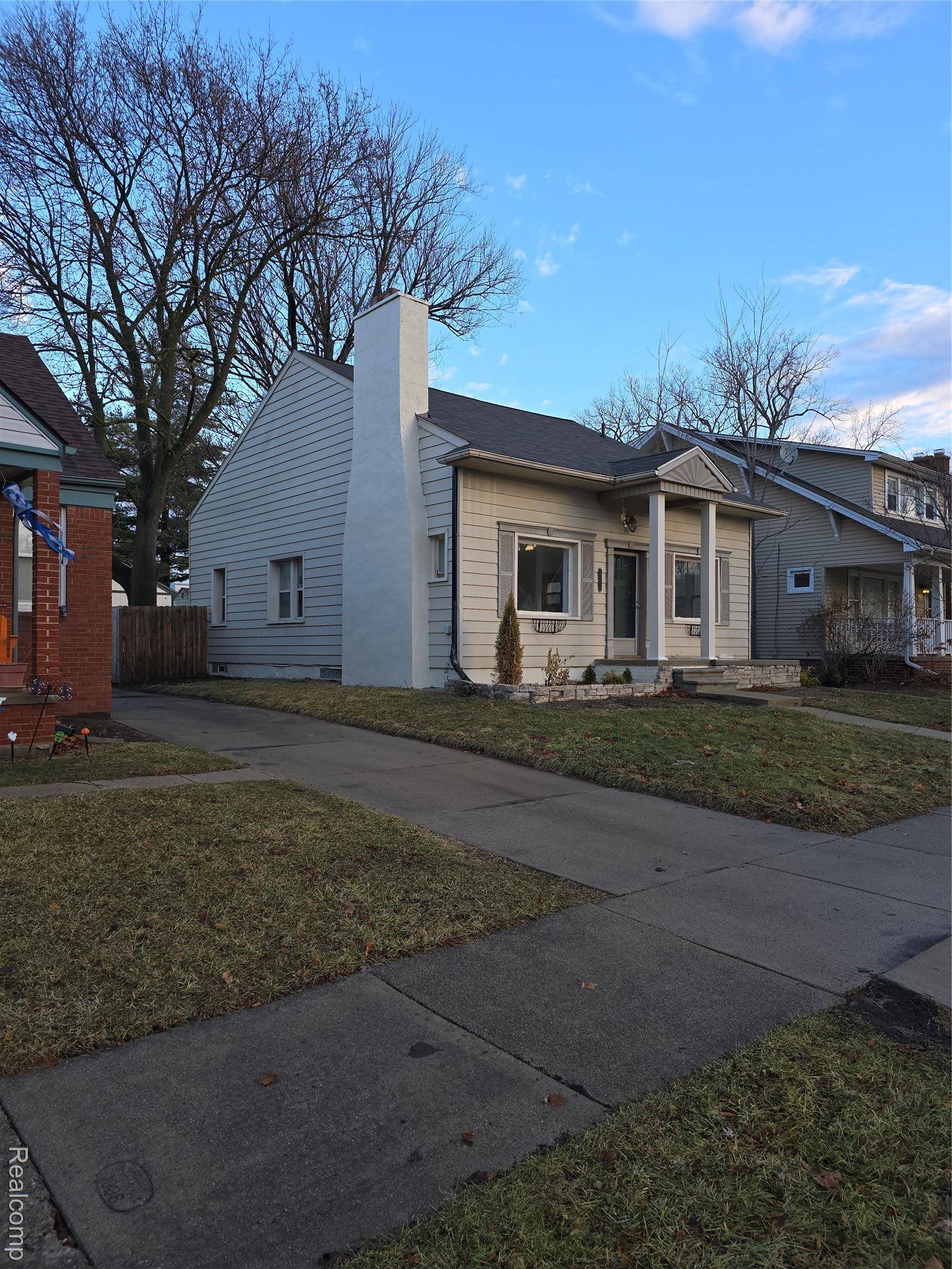 Dearborn, MI 48124,22454 Nona ST