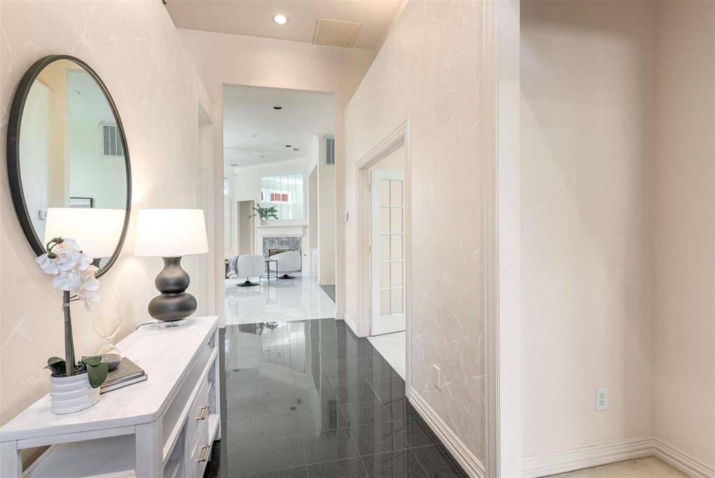 Addison, TX 75001,3752 Park Place