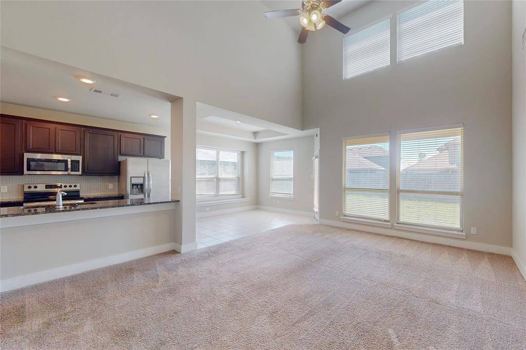 Denton, TX 76208,3912 Trenton Place