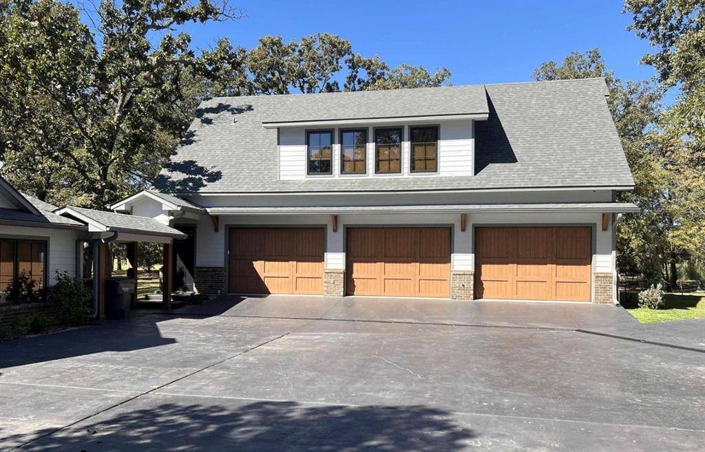 Emory, TX 75440,692 Private Road 5937