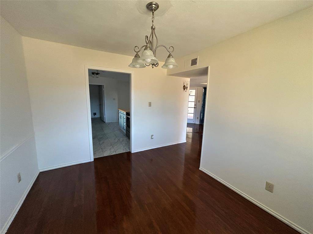 Plano, TX 75025,1313 Heidi Drive