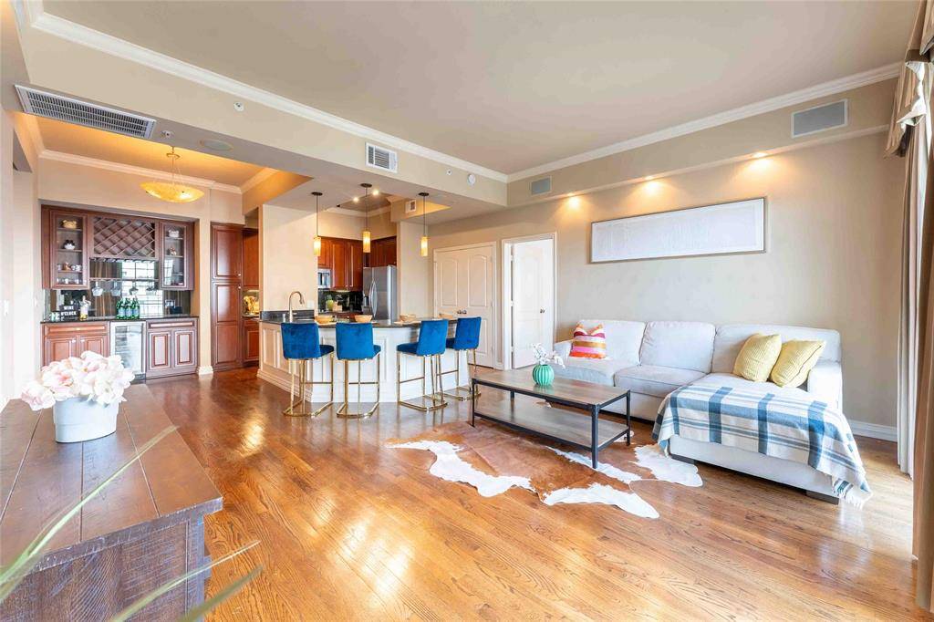 Dallas, TX 75219,3225 Turtle Creek Boulevard #1545