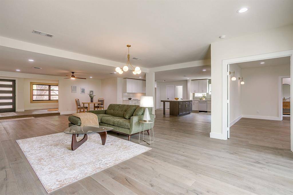 Fort Worth, TX 76116,3900 Pelham Road