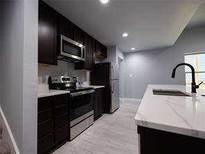 Denison, TX 75020,419 W Elm Street