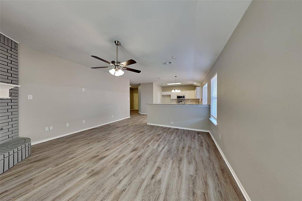 Saginaw, TX 76179,137 Blue Wood Drive