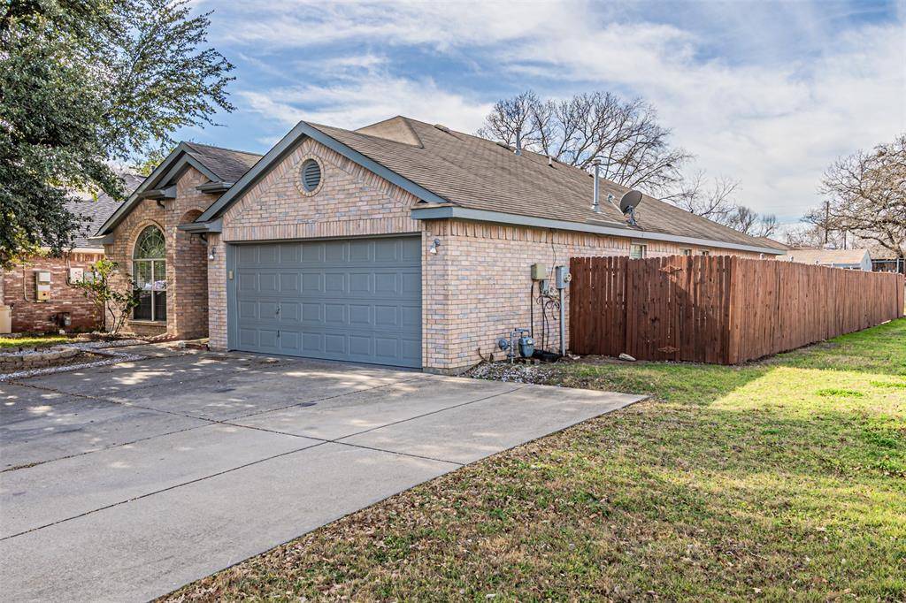 Irving, TX 75061,875 Grace Lane
