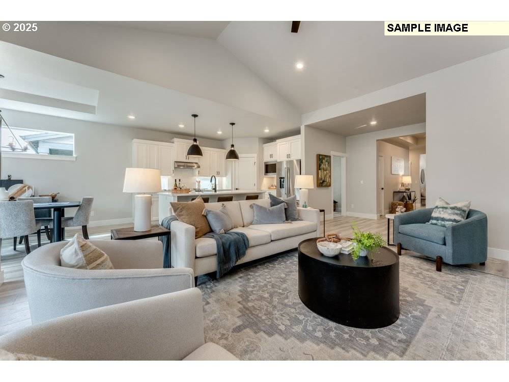 Hillsboro, OR 97123,7372 SE BENEDICT ST