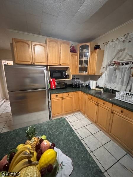 Elizabeth City, NJ 07208,146 Sayre