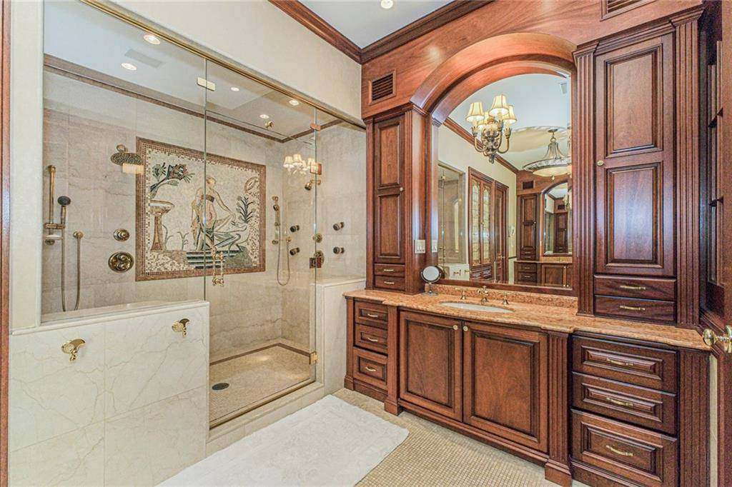 Staten  Island, NY 10312,50 Wakefield RD