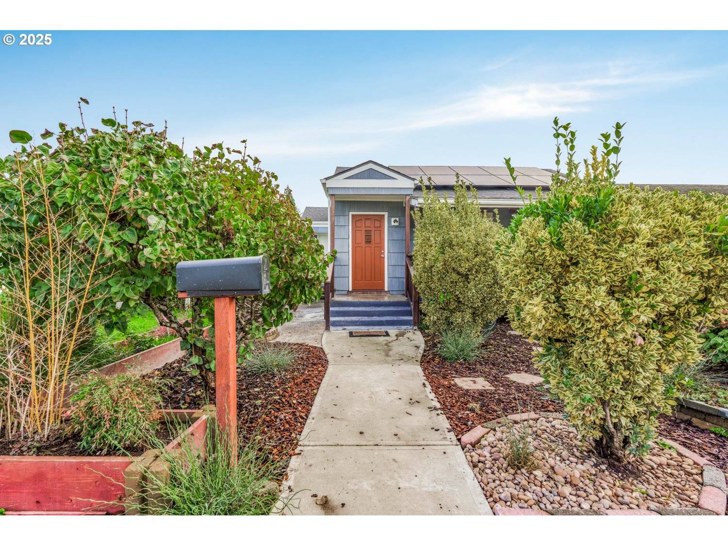 Longview, WA 98632,324 28TH AVE