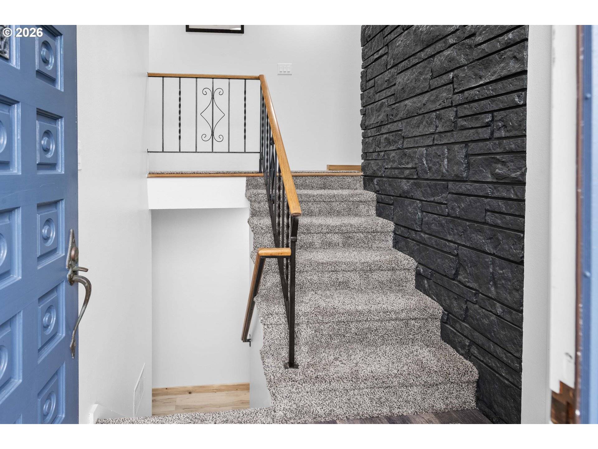 Astoria, OR 97103,91614 George Hill RD