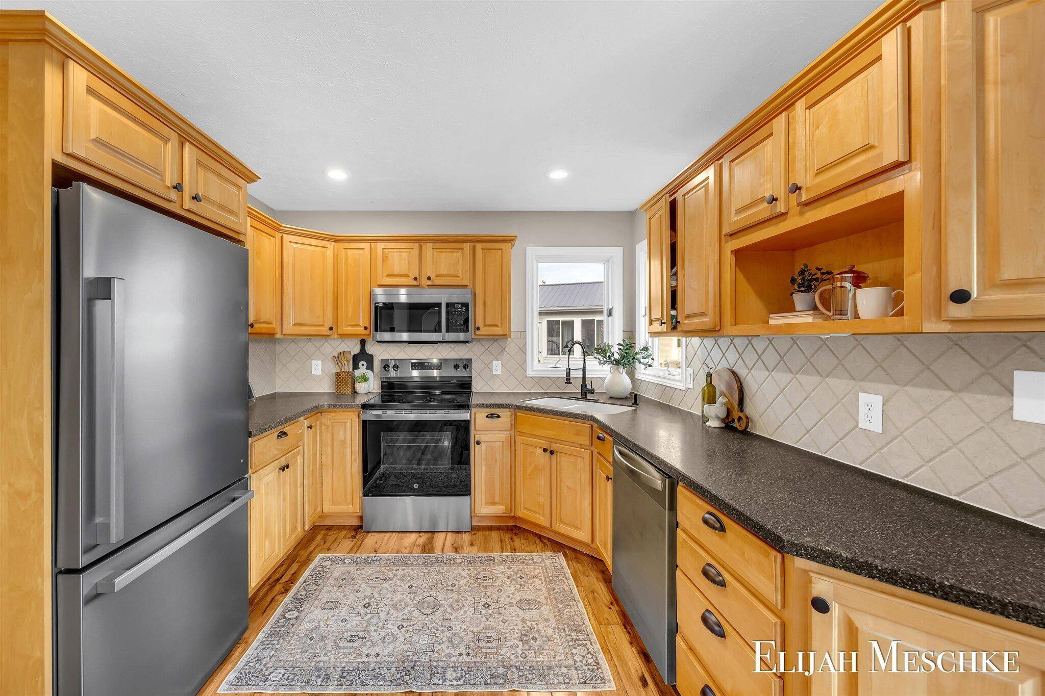 Wyoming, MI 49418,5664 Nancy DR SW