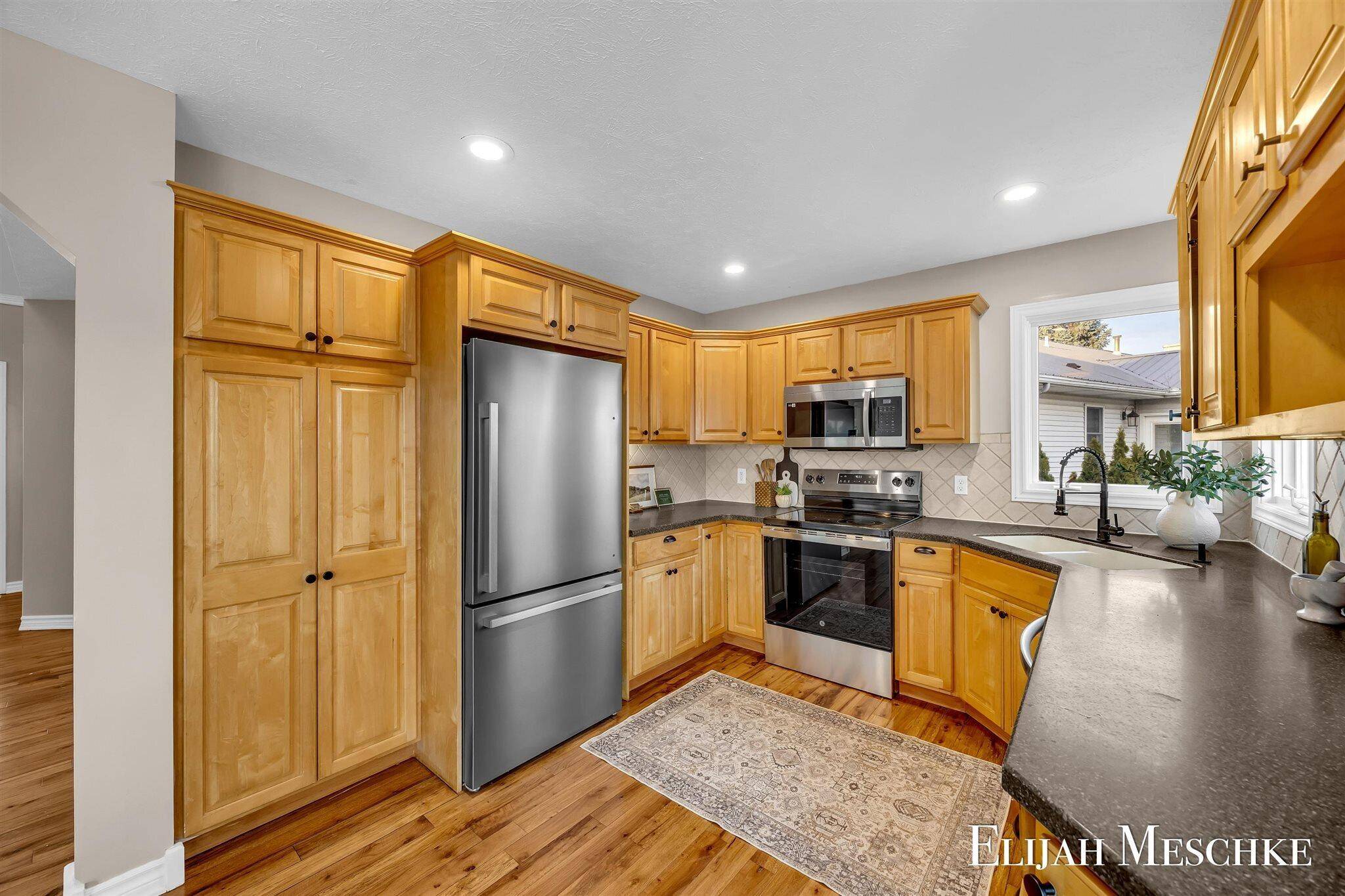 Wyoming, MI 49418,5664 Nancy DR SW