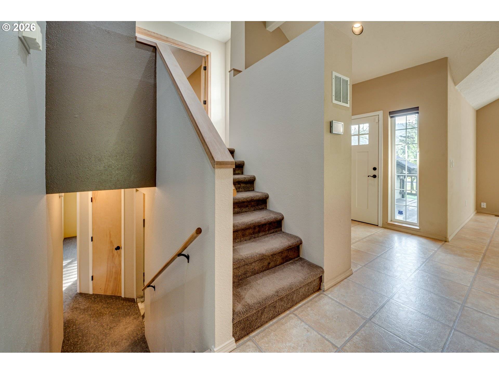 Kelso, WA 98626,724 OSTRANDER RD