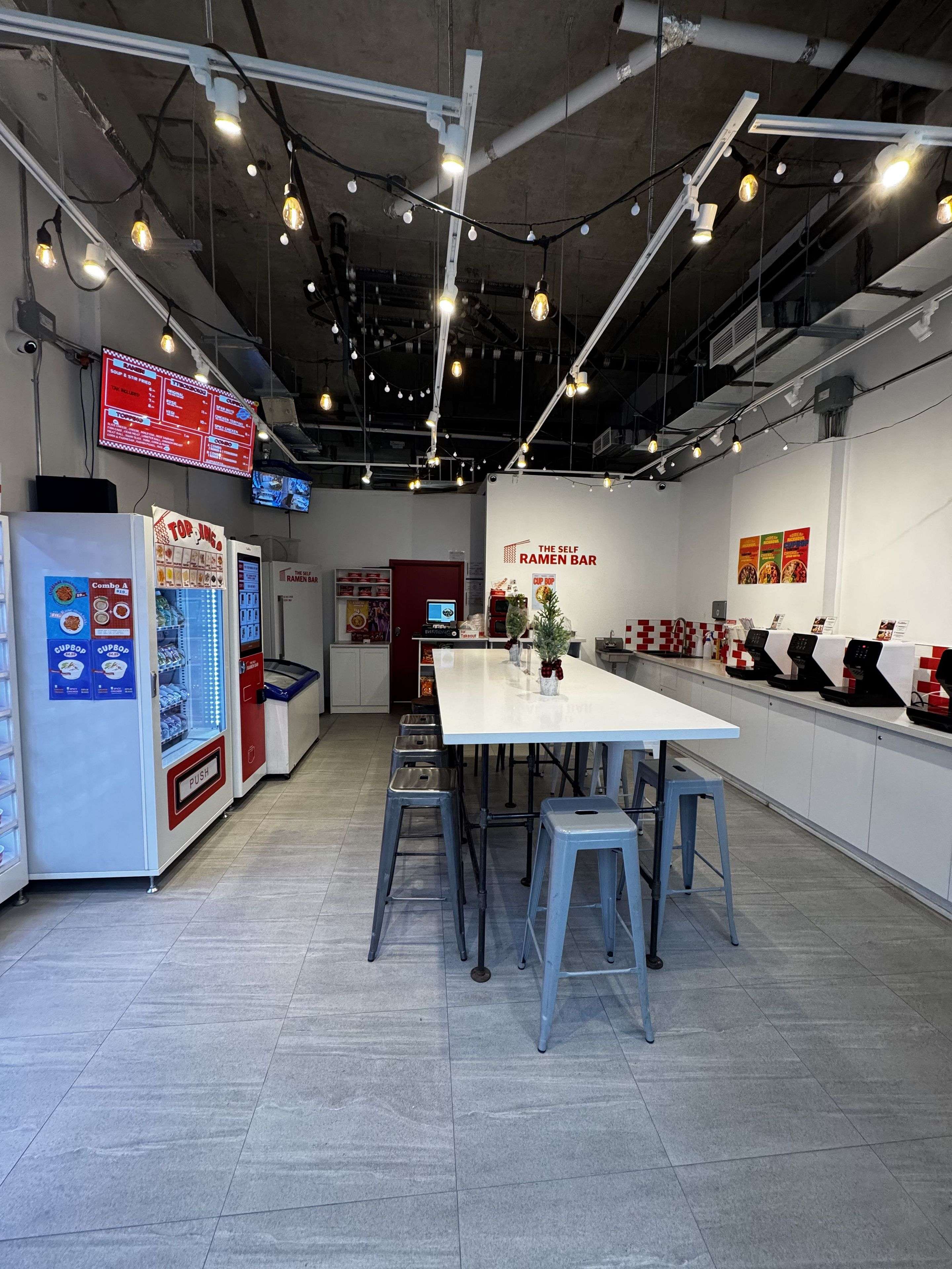 Toronto C01, ON M5T 2B6,233 College ST #Unit C