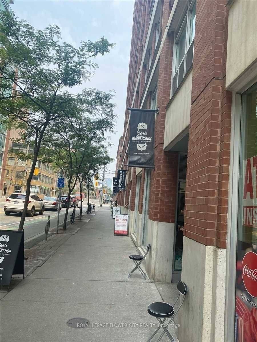 Toronto C08, ON M5A 2P8,55 Sherbourne ST