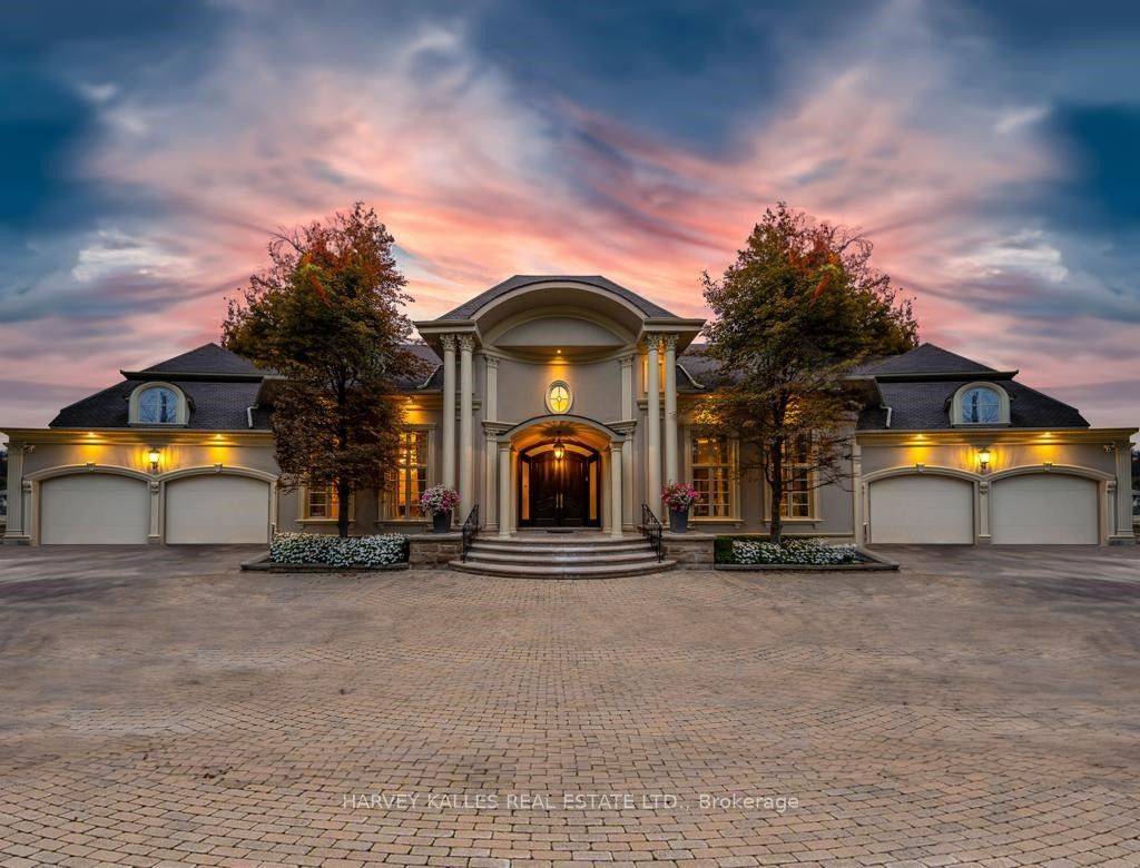 Toronto C12, ON M2L 2L3,48 Wimpole DR