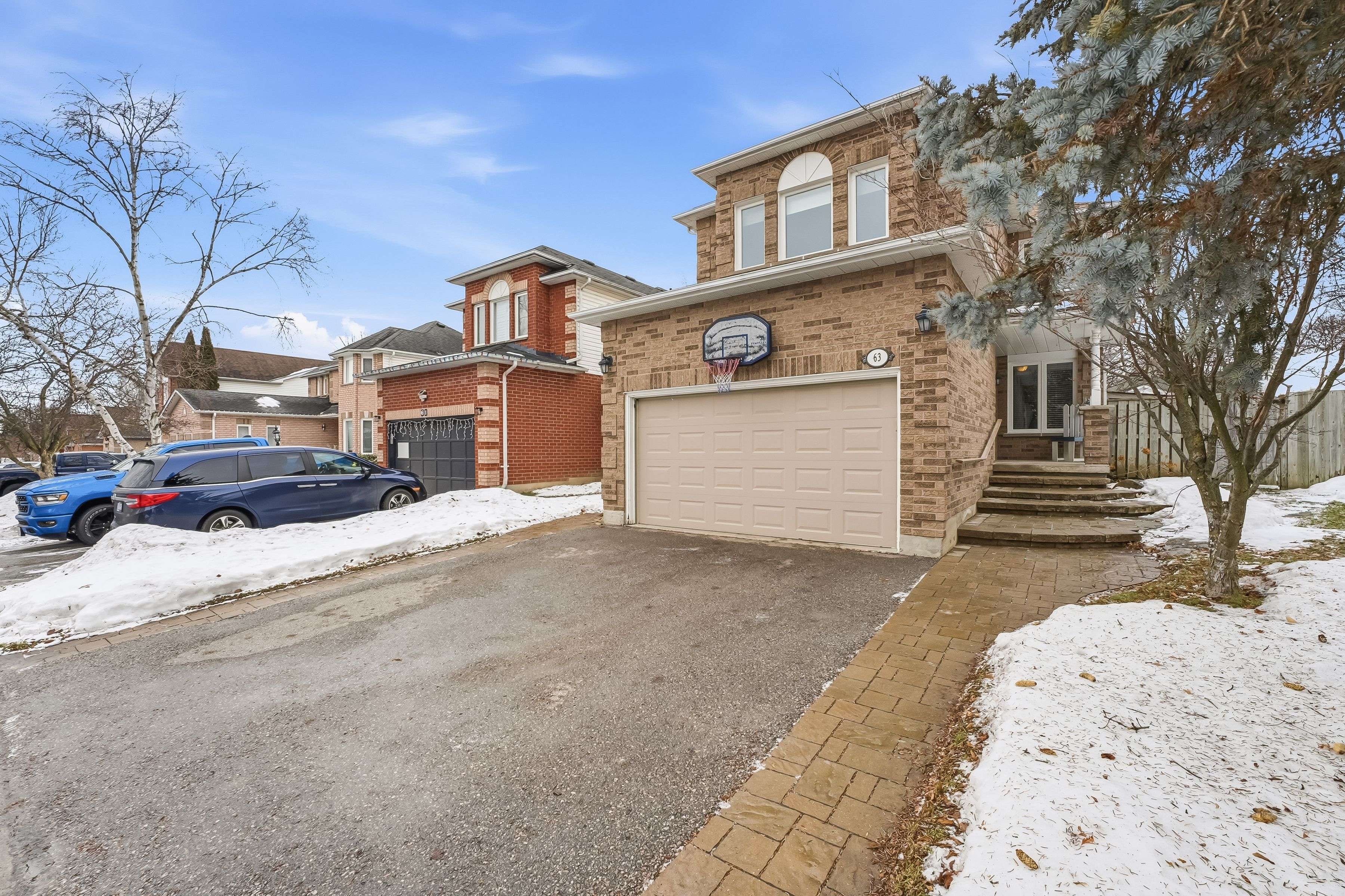 Clarington, ON L1C 4L8,63 Farncomb CRES