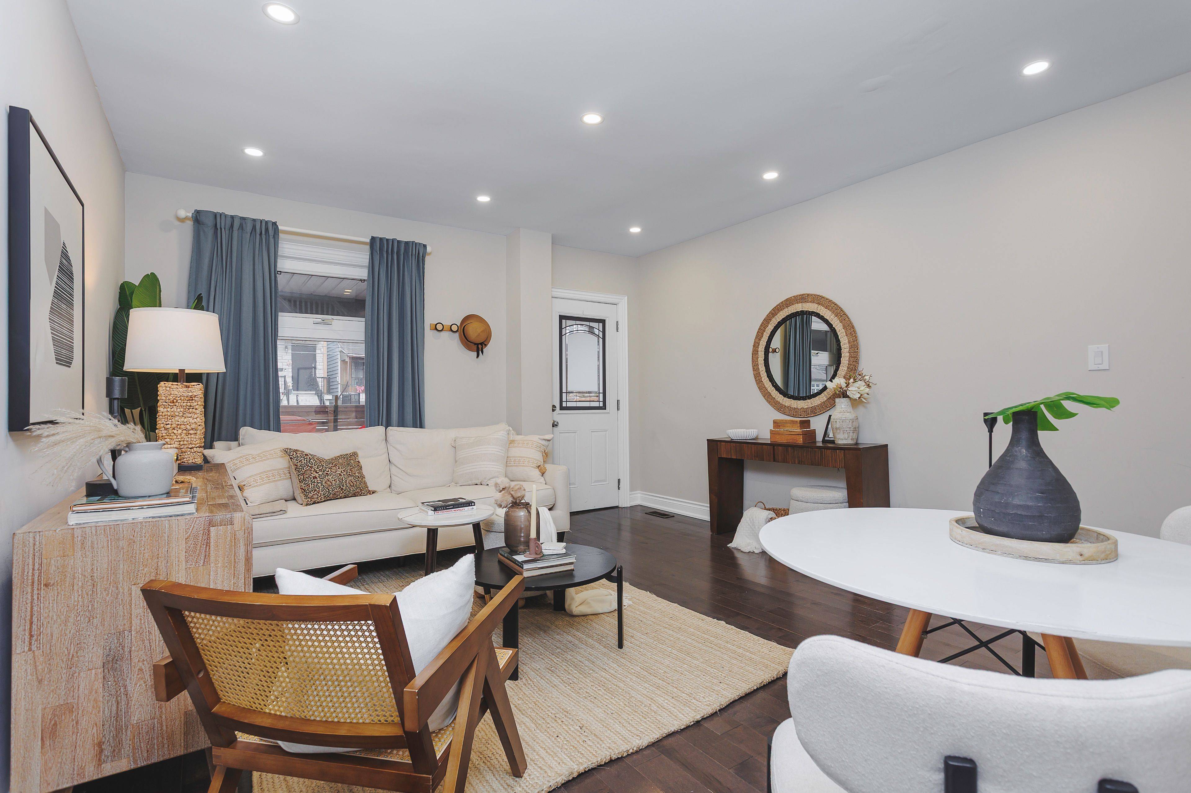 Toronto E01, ON M4J 4X5,647 Rhodes AVE