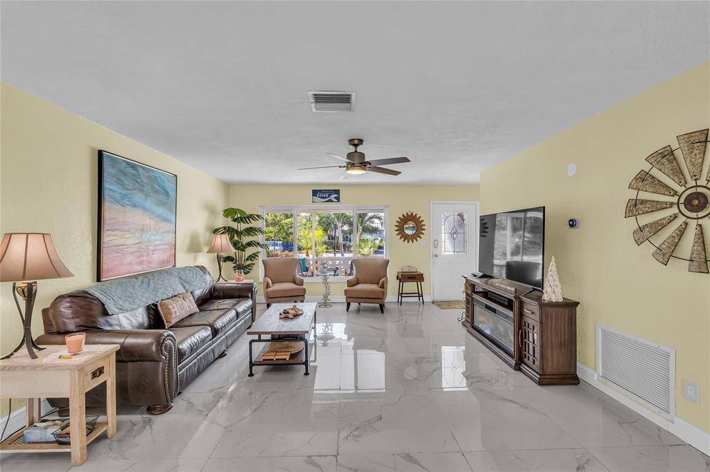 Pompano Beach, FL 33064,101 NW 32nd Ct