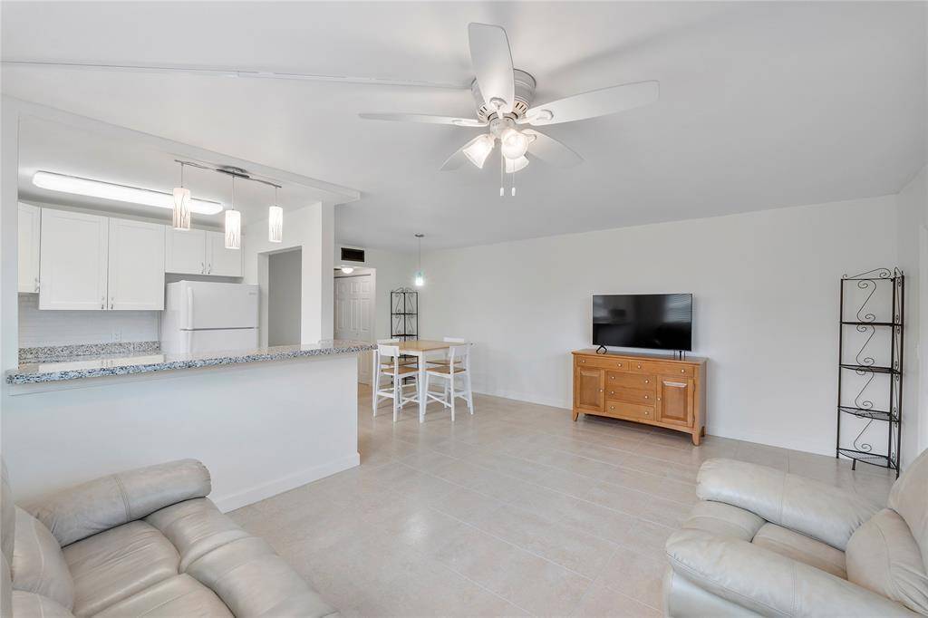 Deerfield Beach, FL 33442,373 Tilford R #373