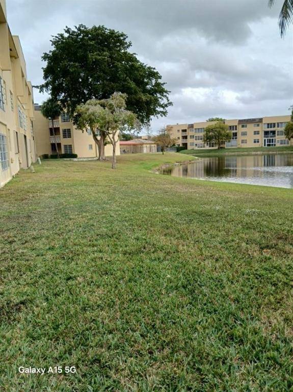 Fort Lauderdale, FL 33319,6300 NW 62nd St #106