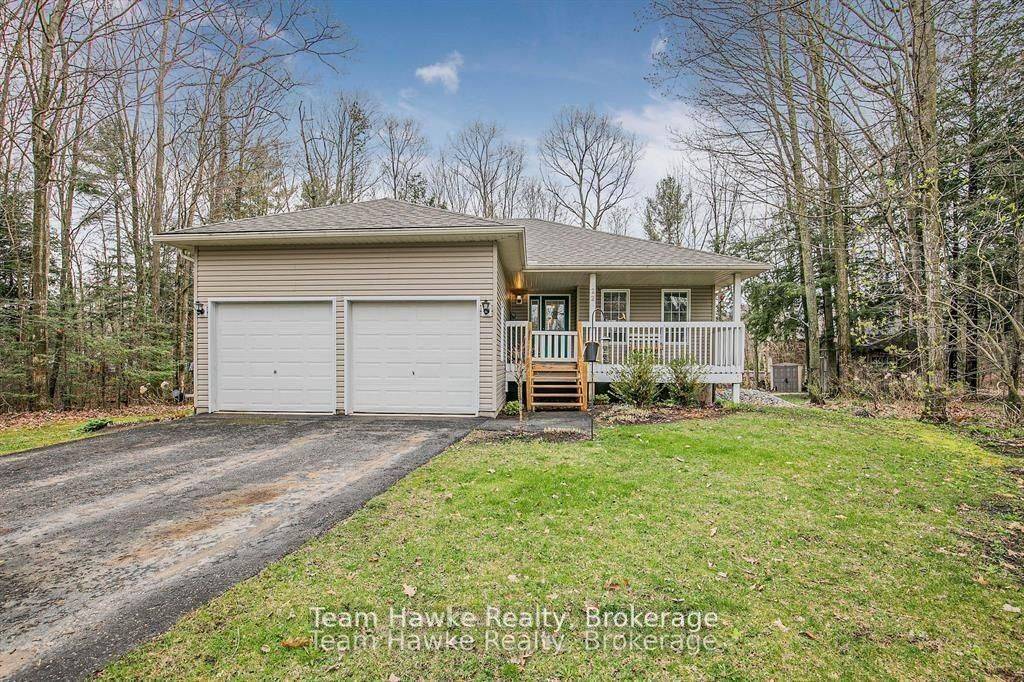 Tiny, ON L9M 0J2,22 LAURIER BLVD