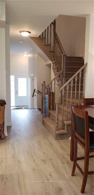 Orillia, ON L3V 8K9,33 CHURCHLEA Mews