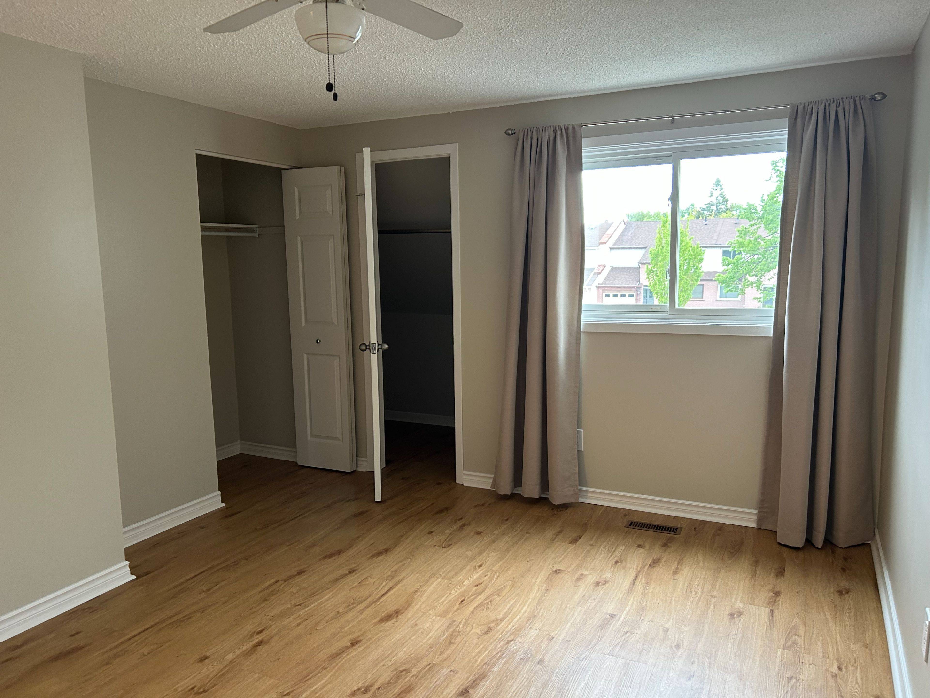 Mississauga, ON L5N 2L4,6158 Townwood CT