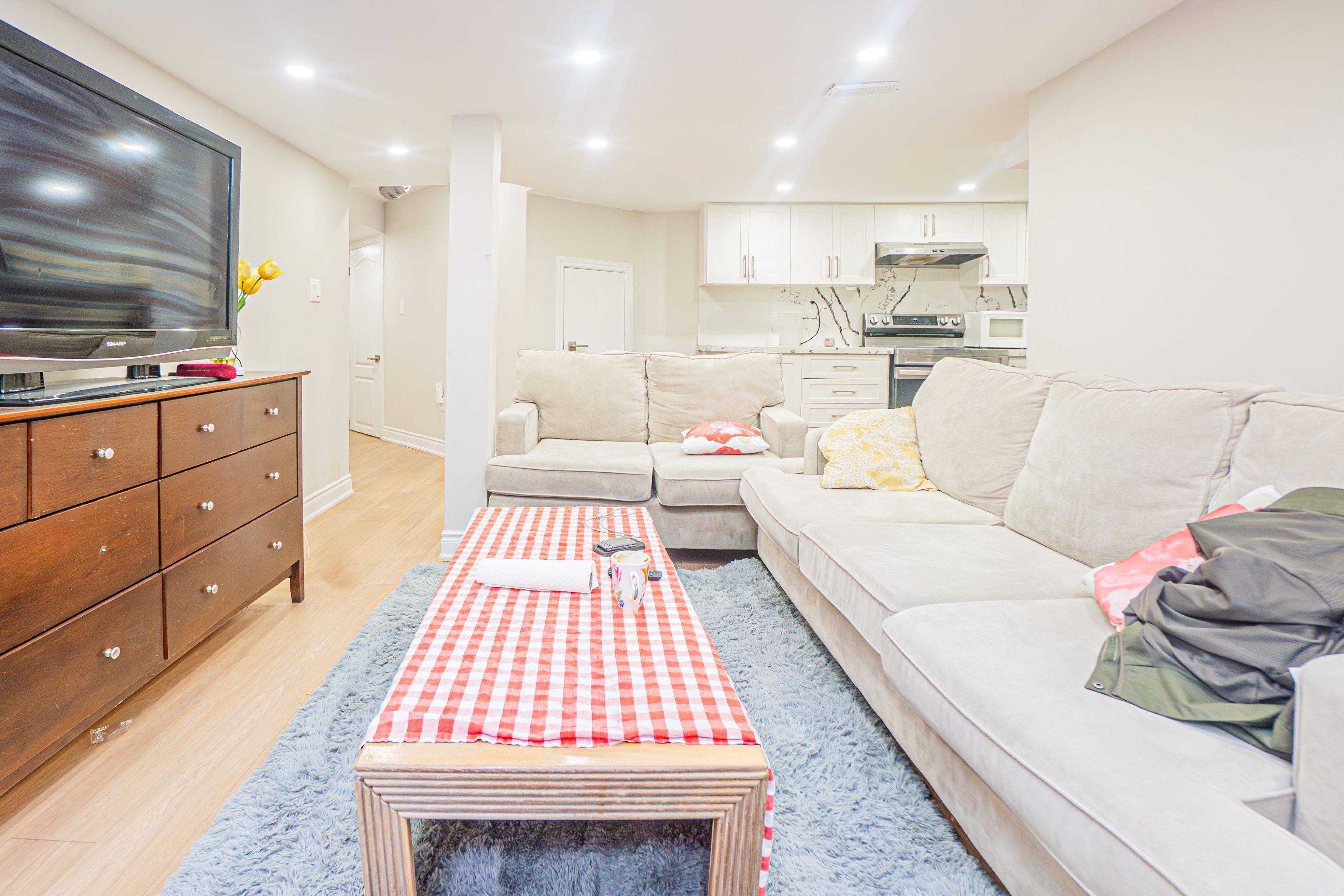 Brampton, ON L6V 4T3,90 Tobermory CRES