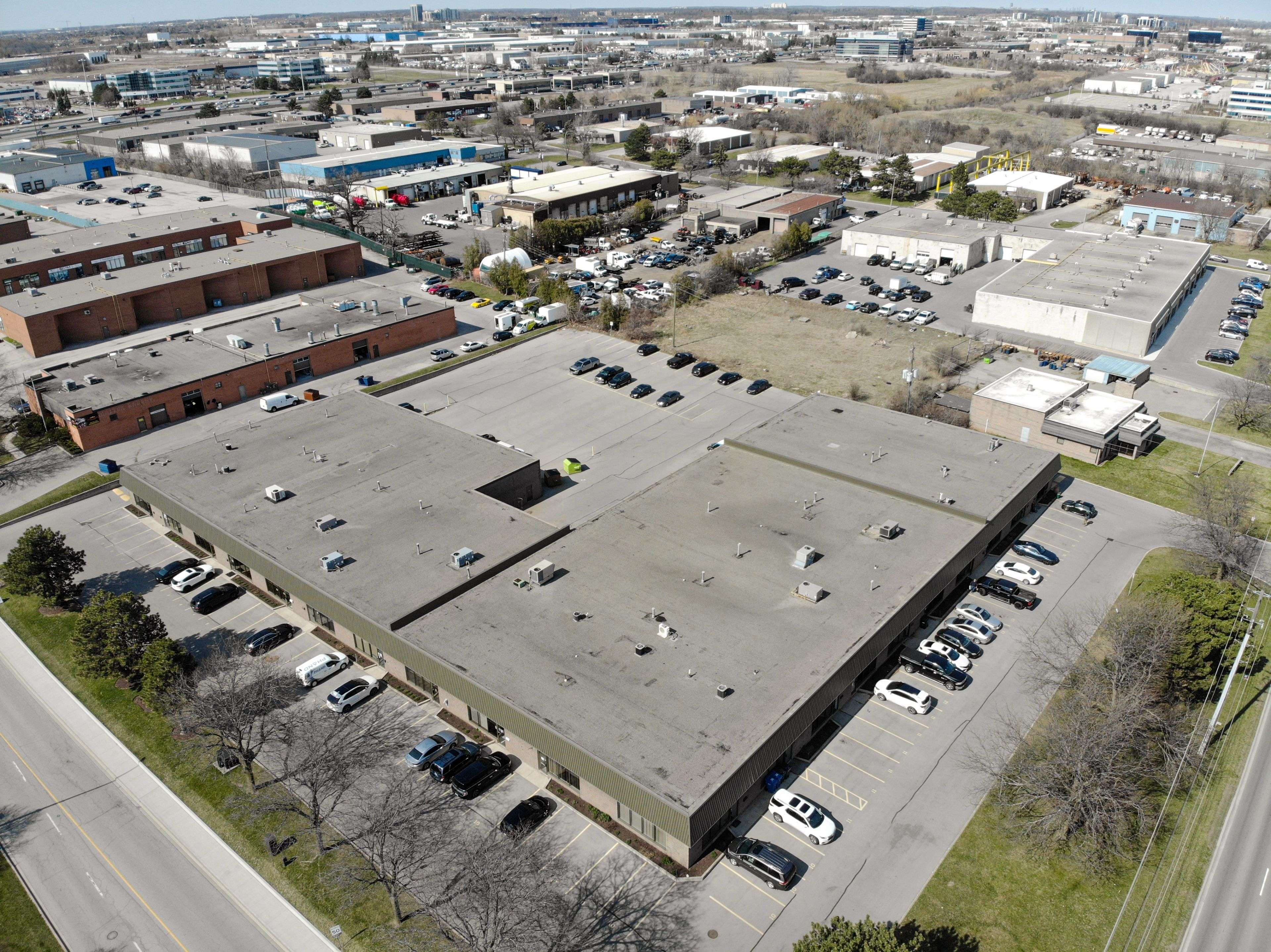 Burlington, ON L7L 0C1,4087 Harvester RD #6