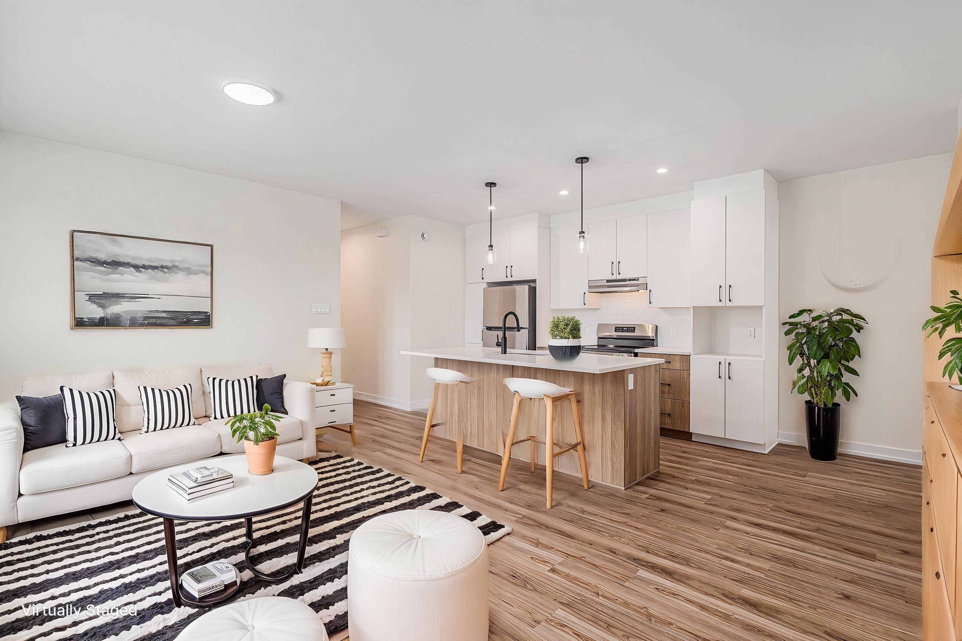 Clarence-rockland, ON K4K 1E3,897 Laurier ST #102