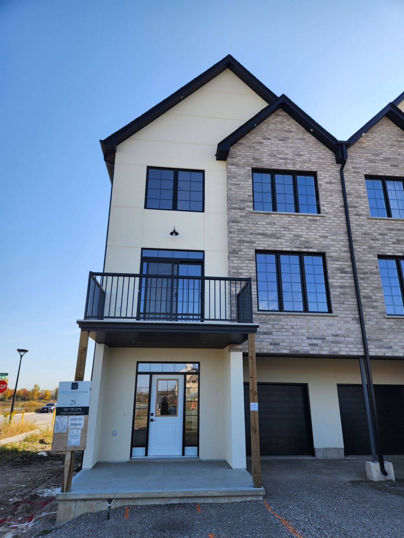 London South, ON N6L 1G9,45-235 Kennington WAY