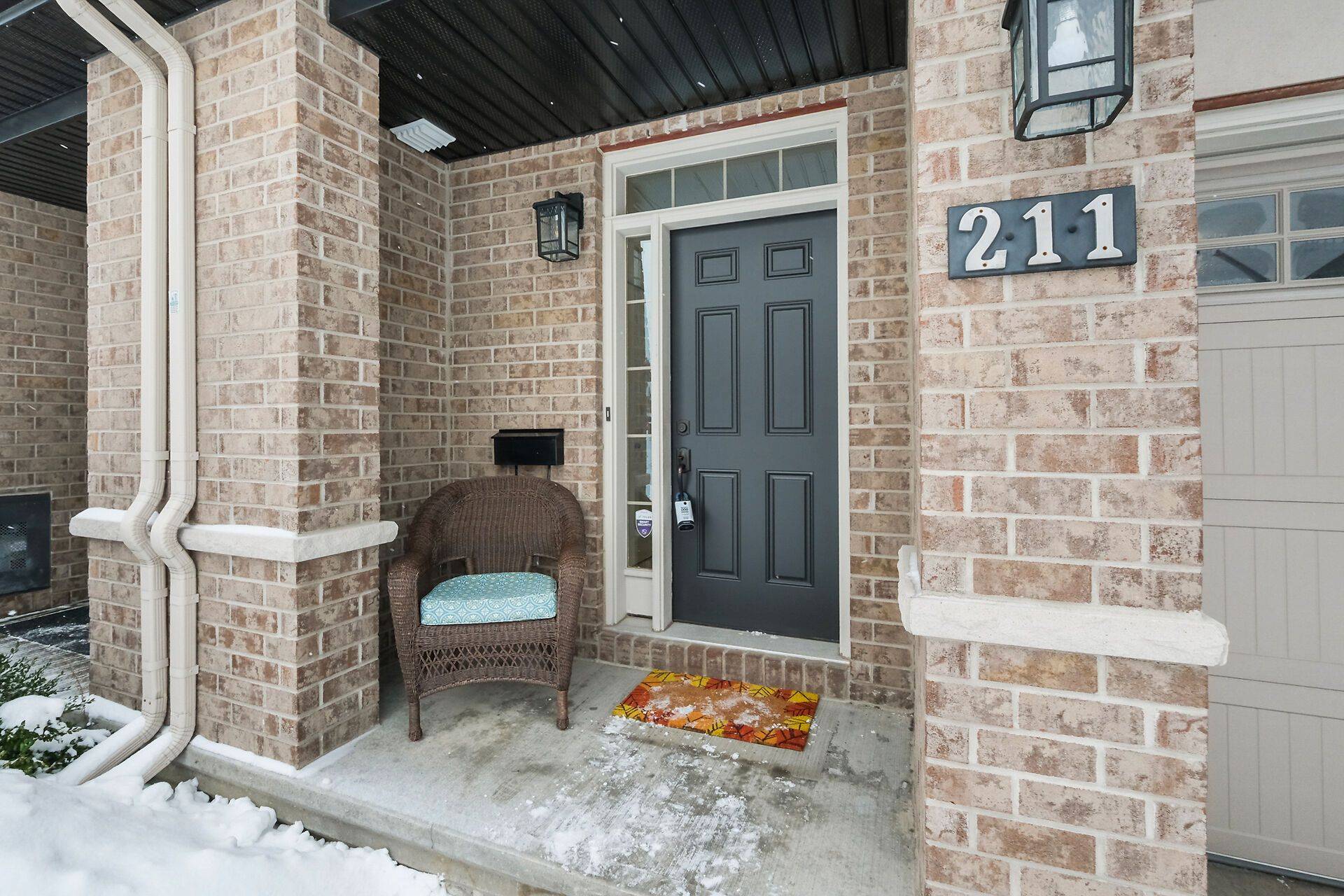 Orleans - Convent Glen And Area, ON K1W 0G6,211 Butterfly WALK